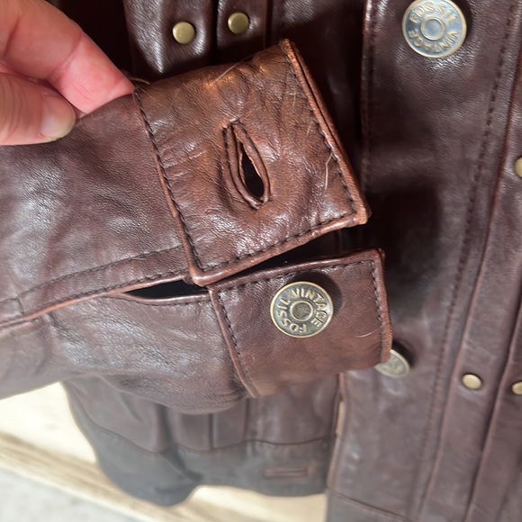 FOSSIL women’s Leather Trucker Jacket - Picture 6 of 6